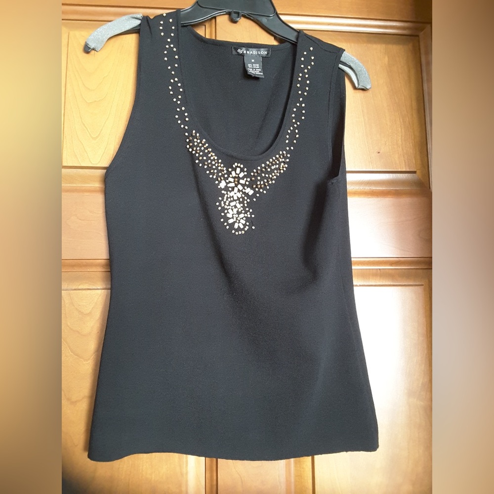 89TH & MADISON embellished knit tank